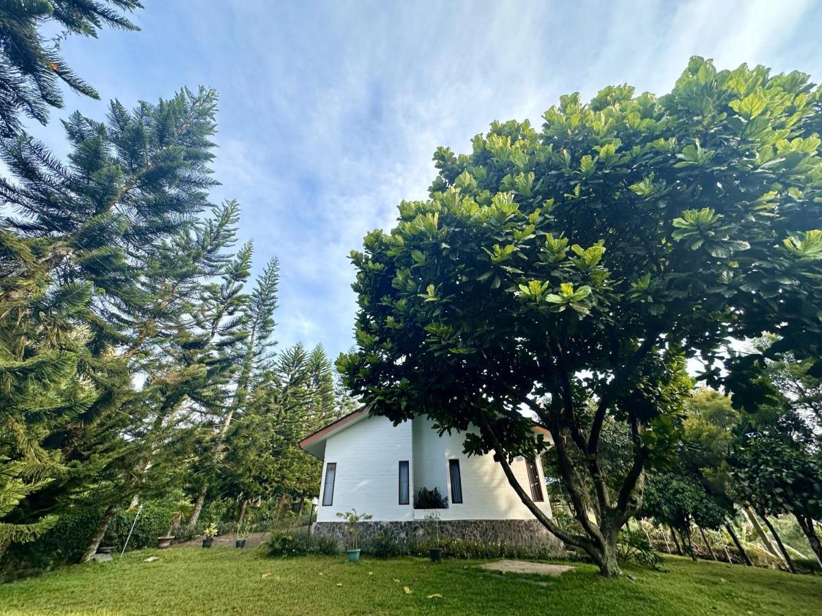 Villa Putih Le Cordon バンドゥン エクステリア 写真